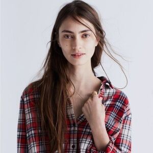 Madewell Flannel Oversized Ex-Boyfriend Shirt in Carl Plaid Size M Red Blue